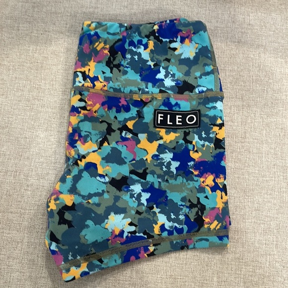 Fleo shorts. - Picture 6 of 6